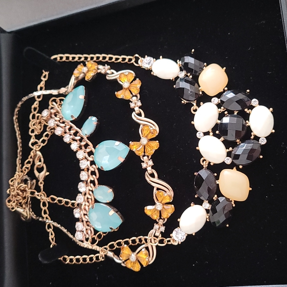 Bundle (3)